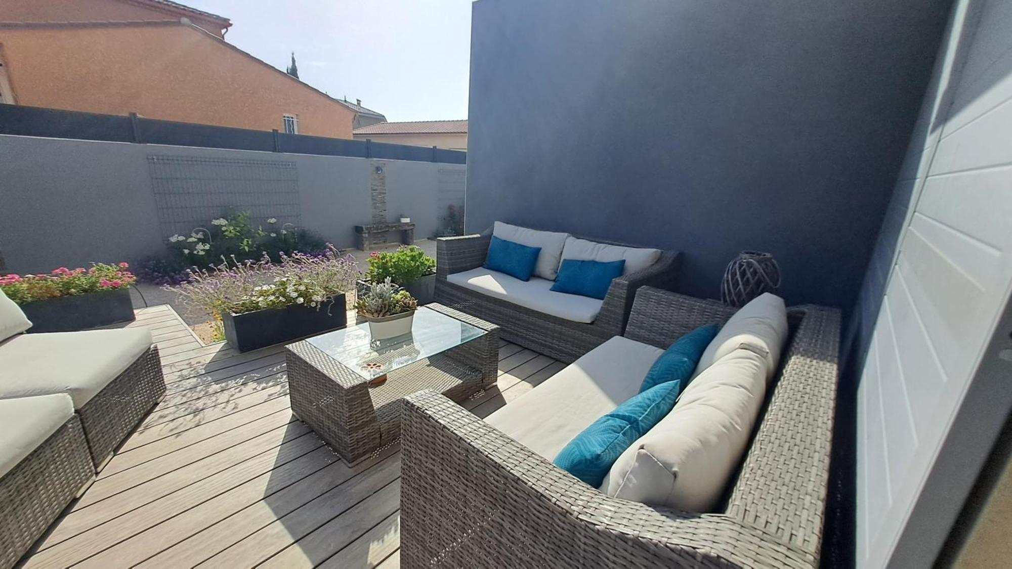 Belle Avec Piscine Vue Montagne A 10 Mn De La A Villa *